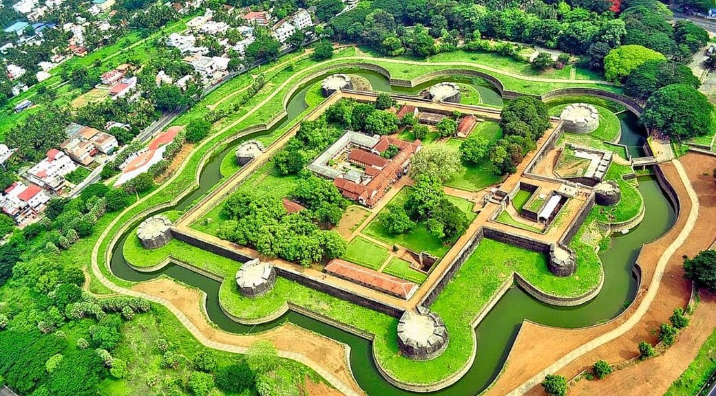 Palakkad Fort, Palakkad, Kerala - Vushii.com